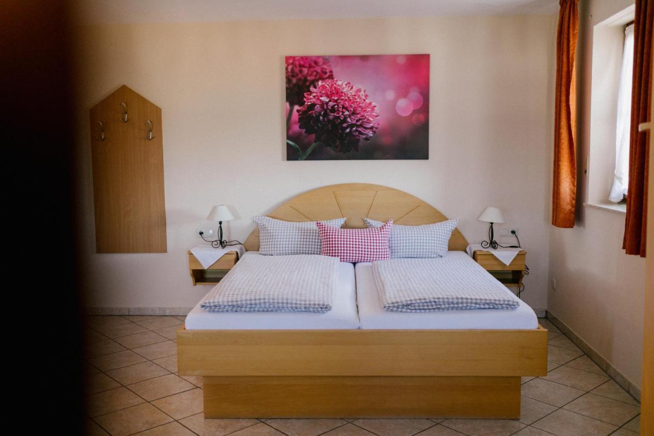Hotel Vogtareuther-Hof Bagian luar foto