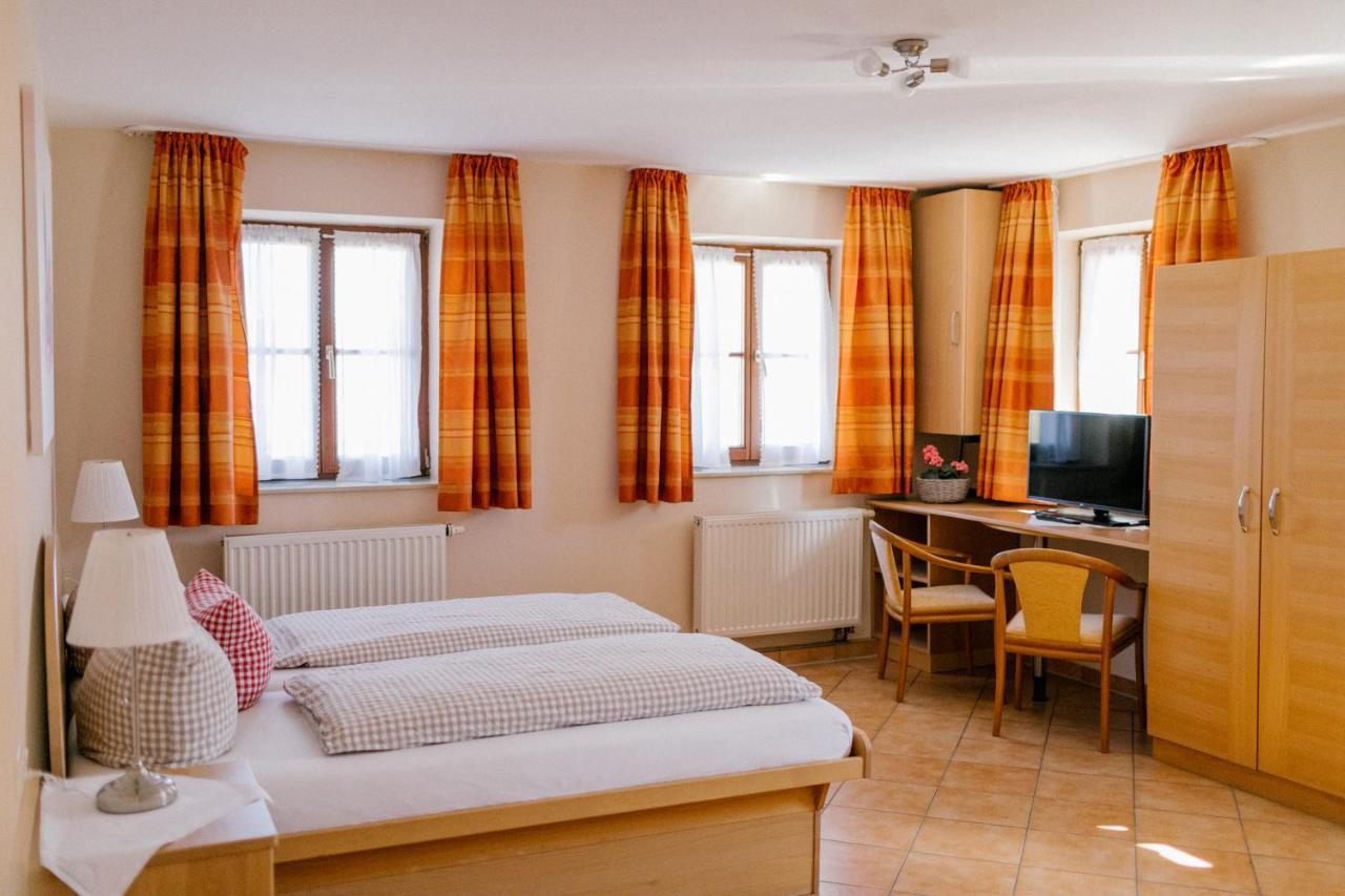 Hotel Vogtareuther-Hof Bagian luar foto